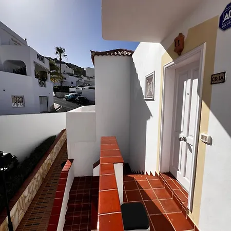 Atlantico Apartamento *